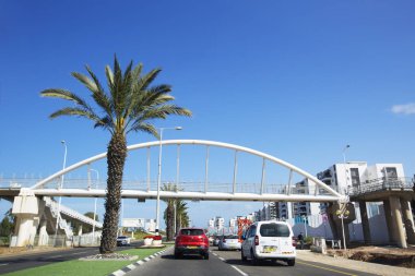 Nahariya, İsrail-Mart 9, 2018: Sokak ortasındaki Nahariya, İsrail