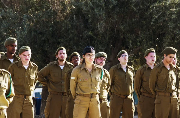 LATRUN, ISRAEL - MARCH 13, 2018: The soldiers of Israel at the ceremony in Latrun, Israel — Stock Photo, Image