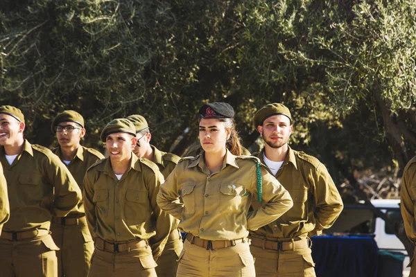 LATRUN, ISRAEL - MARCH 13, 2018: The soldiers of Israel at the ceremony in Latrun, Israel — Stock Photo, Image