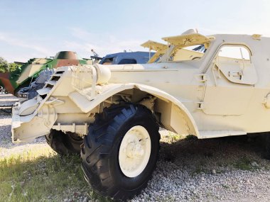 Latrun, İsrail-Mart 13, 2018: Memorial Site ve zırhlı kolordu Müzesi Latrun, İsrail