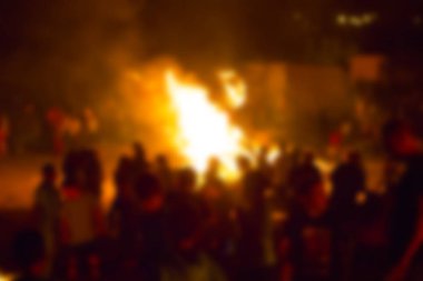 Arka plan bulanıklık. İsrail Lag Baomer şenlik şenlikli.