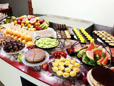 Tatlı pasta ve tatlı, lezzetli meze için parti