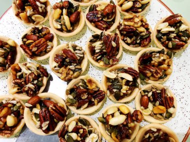 Tatlı pasta ve tatlı, lezzetli meze için parti