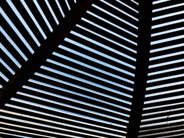 Modern tasarım pergola arbor ahşap açık mavi yaz gökyüzü ile yapılan