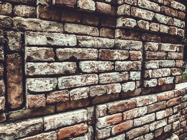 트빌리시에 있는 오래 된 벽돌 벽의 구조 — 스톡 사진