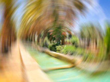 Soyut hareket bulanık efekt arka planı. Uzun pozda çekilmiş.