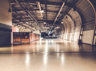 Lviv, Ukrayna - 29 Aralık 2018: Danylo Halytskyi Uluslararası Havalimanı 'nda kalkış salonu ve zaman çizelgesi.