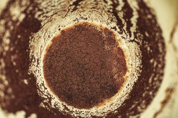 Café en el fondo de la taza de café vacía — Foto de Stock