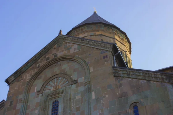 Prachtig uitzicht op de koepel van de orthodoxe kathedraal — Stockfoto