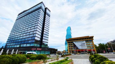 TBILISI, GEORGIA 19 Nisan 2020: Tiflis, Gürcistan 'daki Redisson blu iveria Oteli