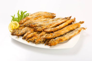 Kızarmış eritilmiş limon ile balık