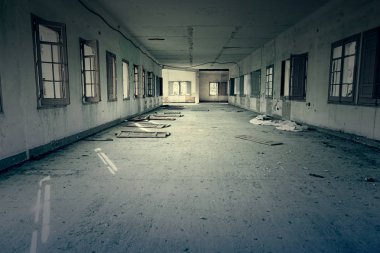 Perili ev, korkunç bir evin ayrıntıları, korku ve terör.