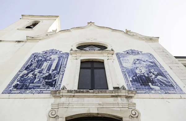 Lisbon alte Fassade — Stockfoto