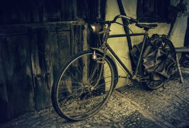 eski paslı Bisiklet