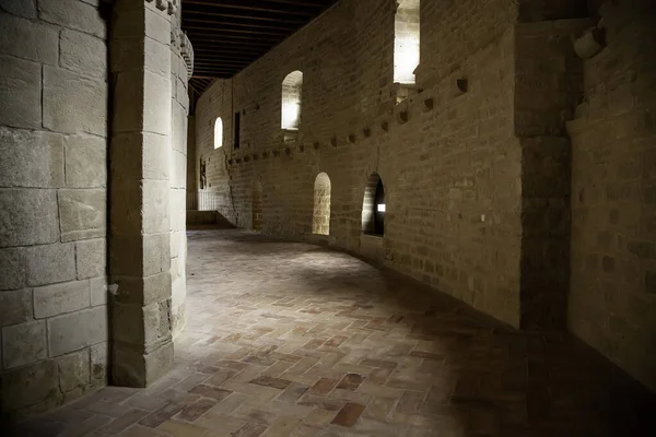 Wnętrze Starożytnego Zamku Szczegóły Starego Średniowiecznego Budynku — Zdjęcie stockowe