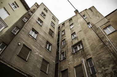 Eski binaların perspektifi, eski evlerin detayları
