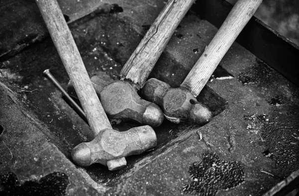 Steel Hammers Detail Metal Forging Hammers Anvil Medieval Tool — Stock Photo, Image