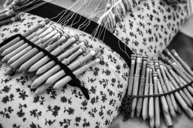 Bobbin danteli, tekstil el sanatları ayrıntıları