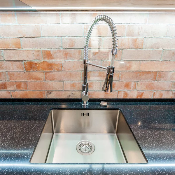 Modern kitchen. Sink and chrome faucet — Stock Photo, Image