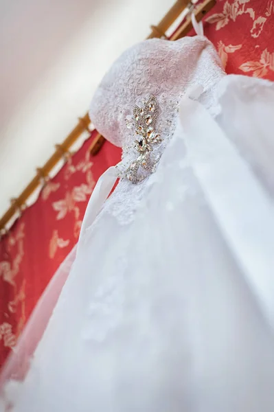 Wedding. The bride is getting ready — Stock Photo, Image