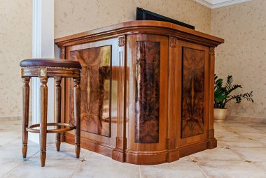 Oyma vintage bar counter iç