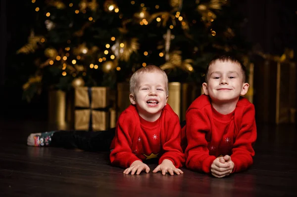 Little Boys Celebrate New Year Santa Expectation Two Loving Brothers — Stock Photo, Image