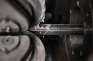 Metal yuvarlanan değirmen. Boru üretimi