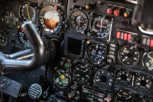 Kargo Uçağı Nın Parçaları Kokpitteki Kontrol Paneli — Stok fotoğraf