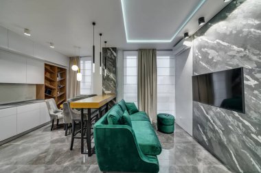 Modern bir mutfak stüdyosunun modern bir tasarımı.