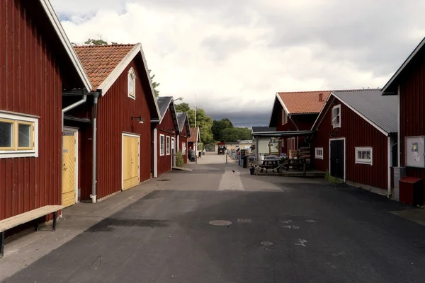 Casas de madera en Hjo en Suecia — Foto de Stock