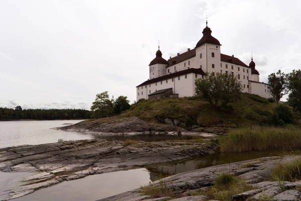 Κάστρο Laeckoe Στο Λίμνη Vaenern Στη Σουηδία — Φωτογραφία Αρχείου