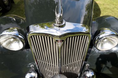 Karlsborg, İsveç - 14 Ağustos 2016: Klasik İngiliz otomobili 