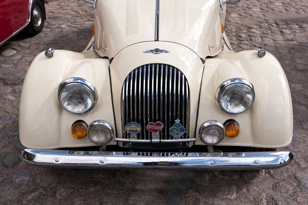 KARLSBORG, SWEDEN - AUGUST 14, 2016: Classic british car on the — Stock Photo, Image