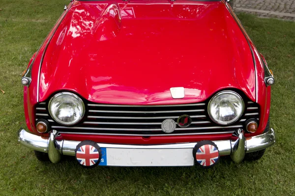 KARLSBORG, SWEDEN - AUGUST 14, 2016: Classic british car on the — Stock Photo, Image