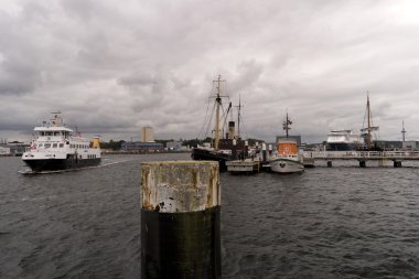 Kiel, Almanya - Okt 3, 2016: Görünüm Almanya Kiel bağlantı noktası