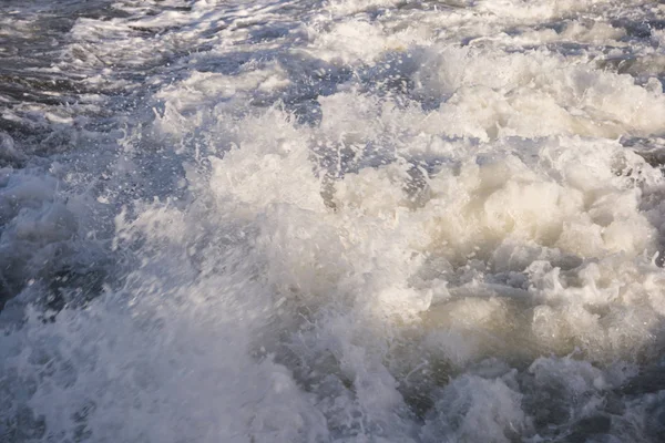 Ruggas upp vatten i Nordsjön — Stockfoto