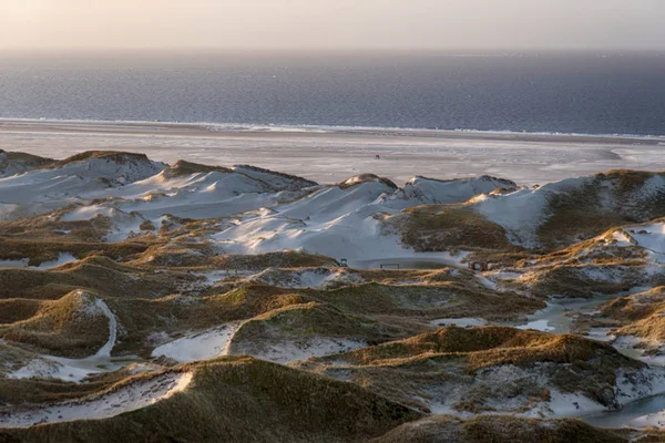 Wydmy na północno-fryzyjskiej wyspie Amrum w Niemczech — Zdjęcie stockowe