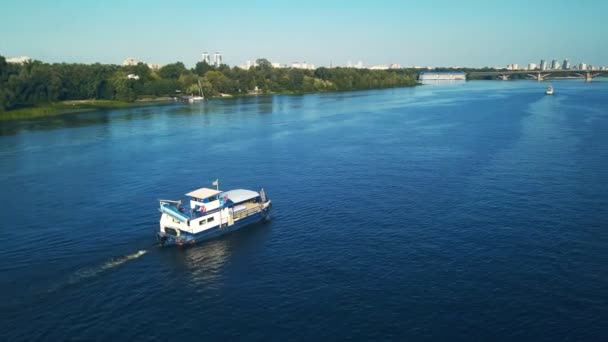 The Yacht Sails On The River Drone Flies Around The Yacht — Stock Video