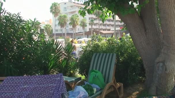 Turquia, Antalya, 20 de agosto de 2015, área adjacente ao hotel — Vídeo de Stock