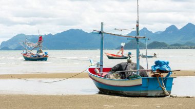 Geleneksel Tayland balıkçı tekneleri Pak Nam Pram, Tayland 'da