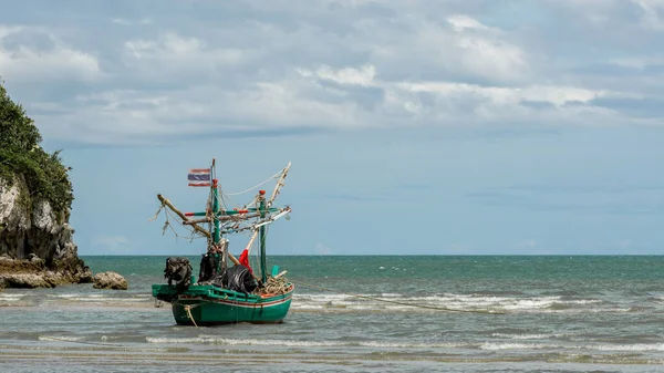 Barcos Tradicionales Pesca Tailandesa Playa Pak Nam Pram Tailandia — Foto de Stock