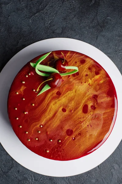 Mousse dort s mirror glaze — Stock fotografie