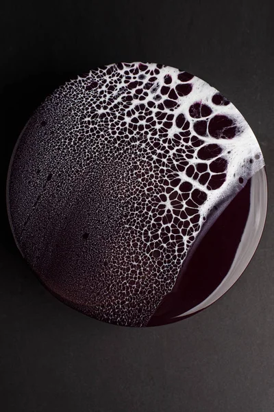 Cake mousse with mirror glaze