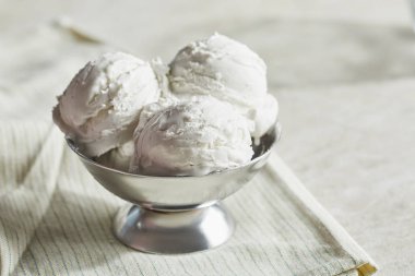 Lezzetli taze dondurma