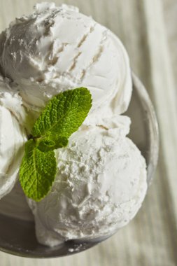 Lezzetli taze dondurma