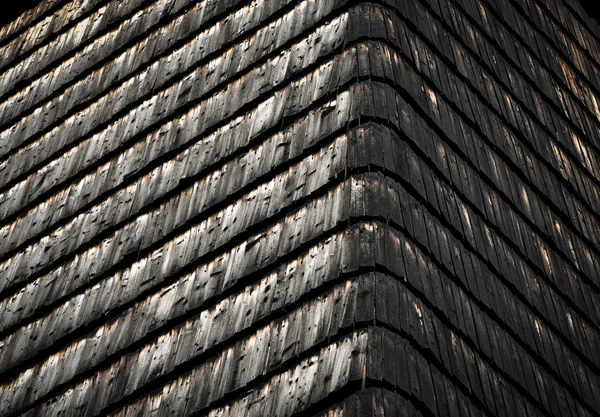 오래 된 나무 판재 지붕 — 스톡 사진