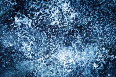 donmuş su birikintisi