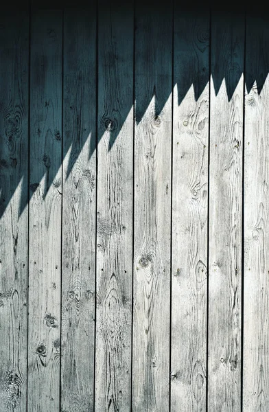 Paralume frastagliato sul rivestimento in legno — Foto Stock