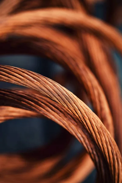 Örgülü bakır kablolar