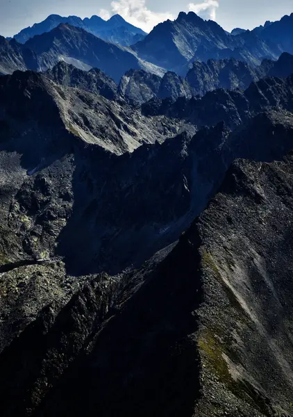 바위 Tatra 봉우리의 능선 — 스톡 사진